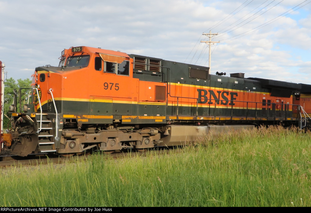 BNSF 975